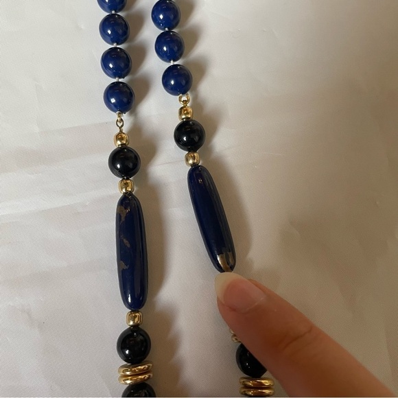 ๐ฟ Vintage: Blue  and Gold Costume Jewelry Necklace ๐ฟ - Picture 5 of 8